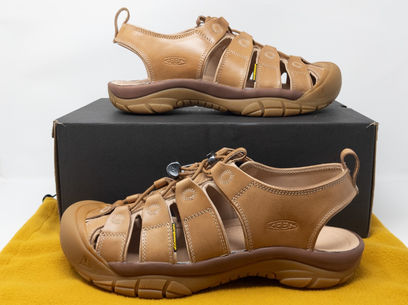 Keen Newport H2 Leather 20th Anniversary Sandals Natural Tan Brown Men’s