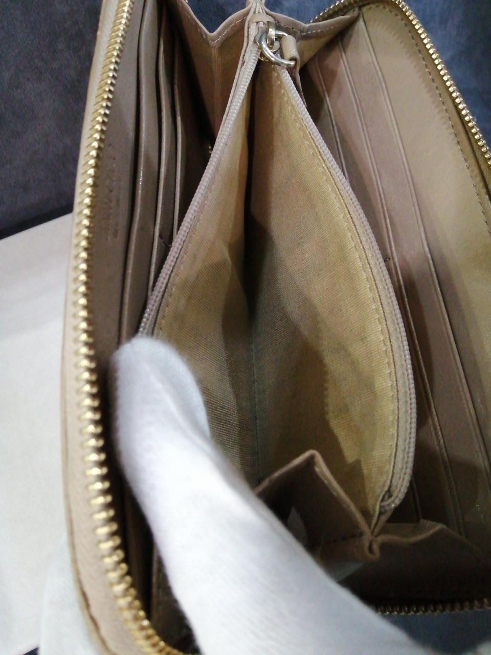 Jimmy Choo Studded Round Zipper Long Wallet Used