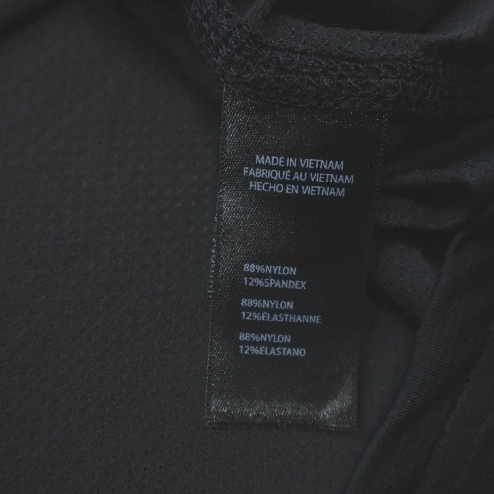 Kenneth Cole Men’s Tech SS Shirt Silky Mesh Stretch Wicking Soft Black