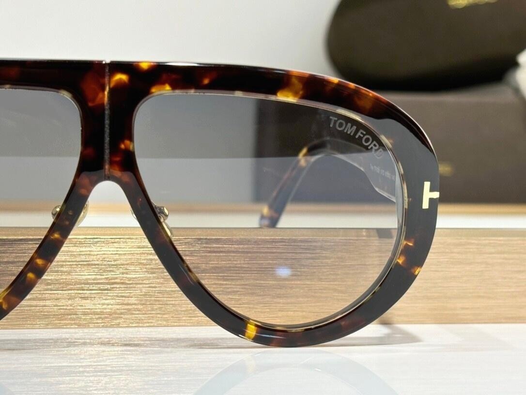 Tom Ford TROY FT0836 Tortoiseshell Frame Men’s Sunglasses 61 10-140