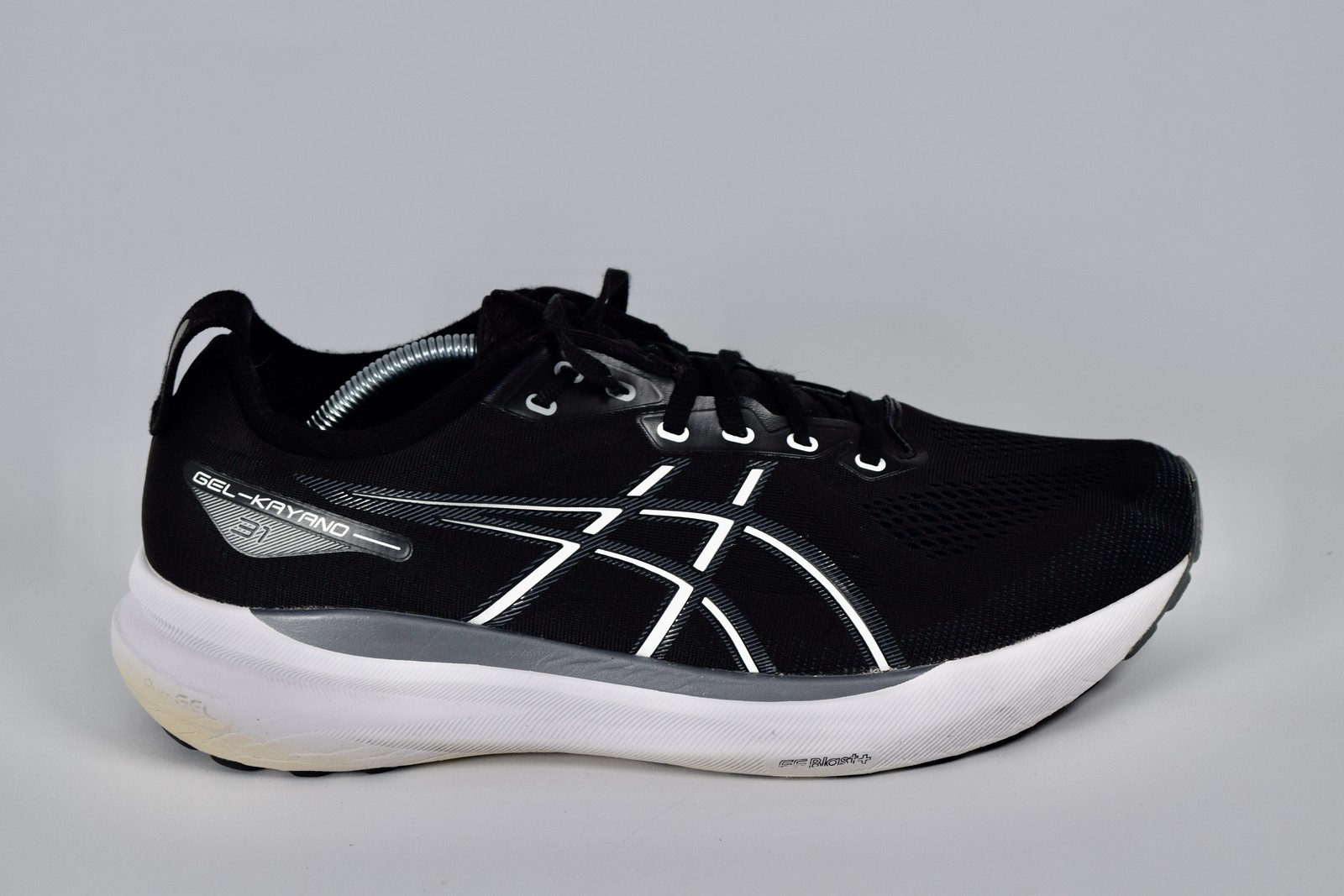 ASICS Men’s Gel-Kayano 31 1011B869 Black Running Shoes Size 11.5 W Sneaker