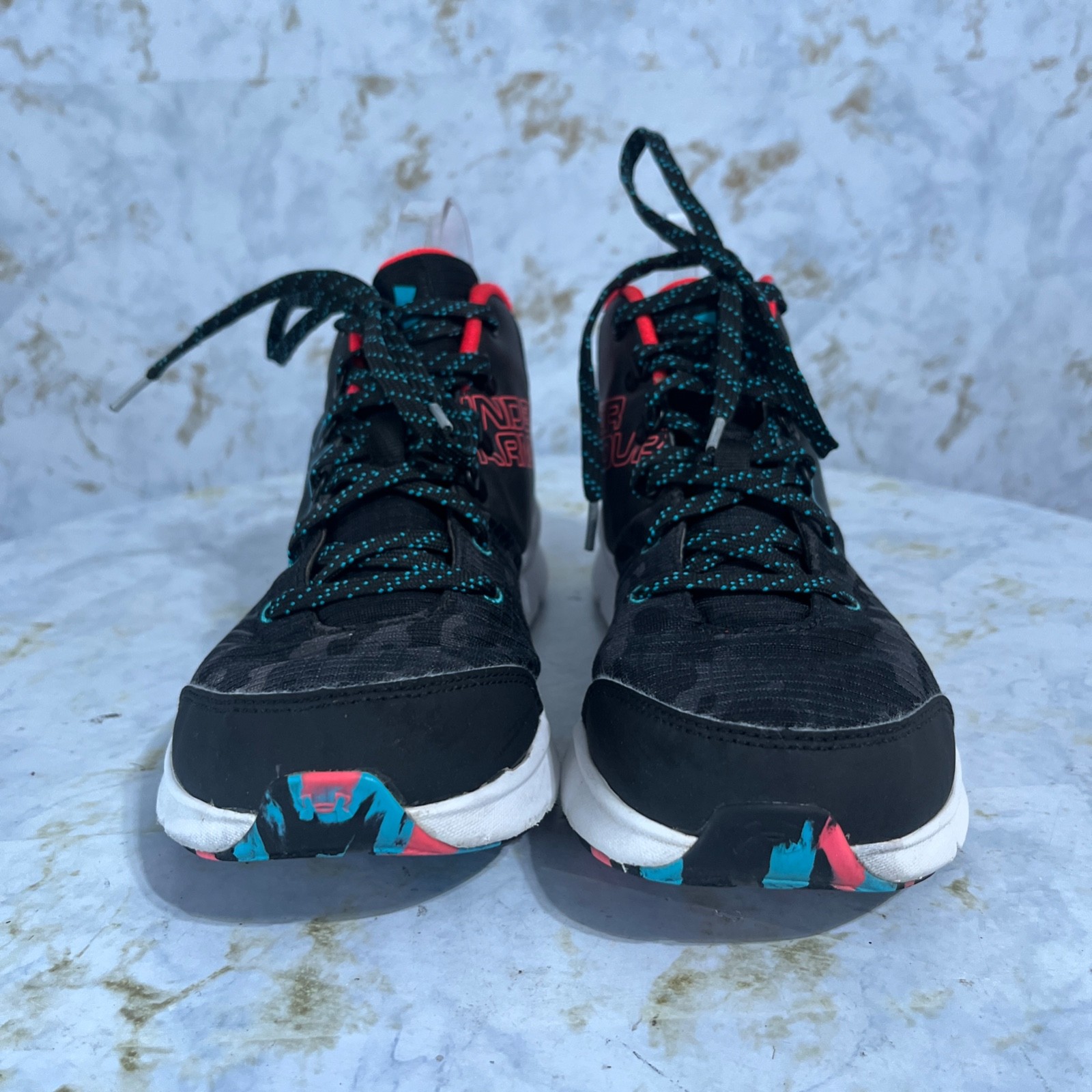 Under Armour Women’s Size 8.5 Running Shoes Black Red Athletic Trainer Sneakers