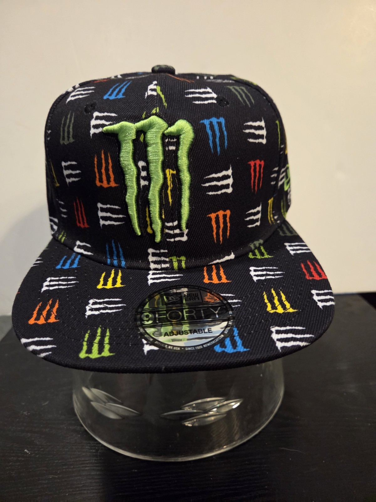 MONSTER ENERGY BLACK & MULTI COLOR NEW ERA ADJUSTABLE BASEBALL HAT. NEW