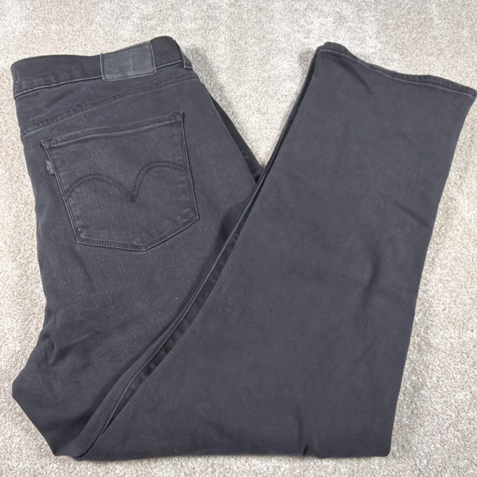 Levis Womens Classic Straight Leg Jean 8 (FITS 35 X 27) Dark Charcoal Gray Denim