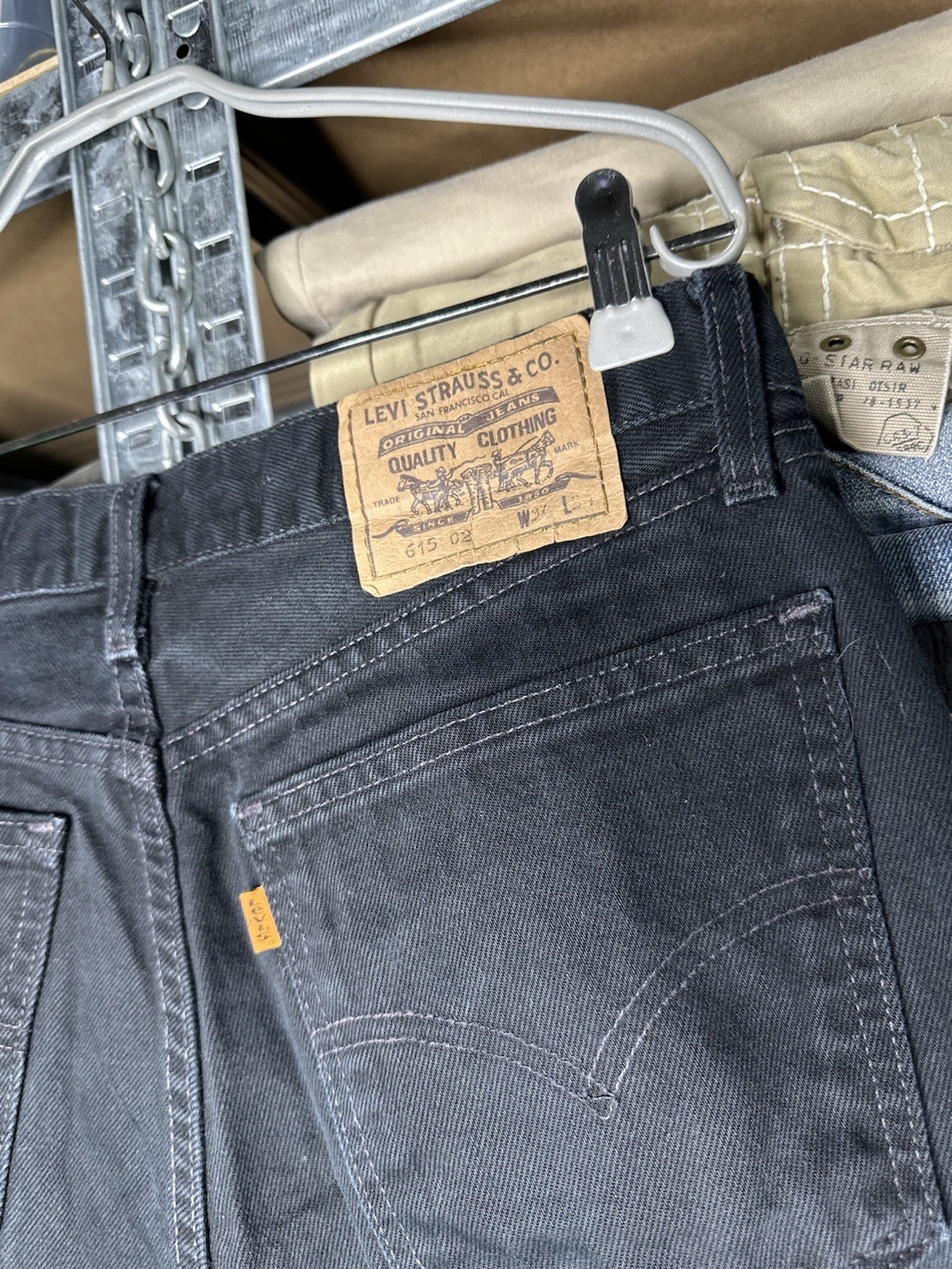 Vintage Levi’s 615 02 Orange Tab Black Denim Jeans Straight Fit W34 L34