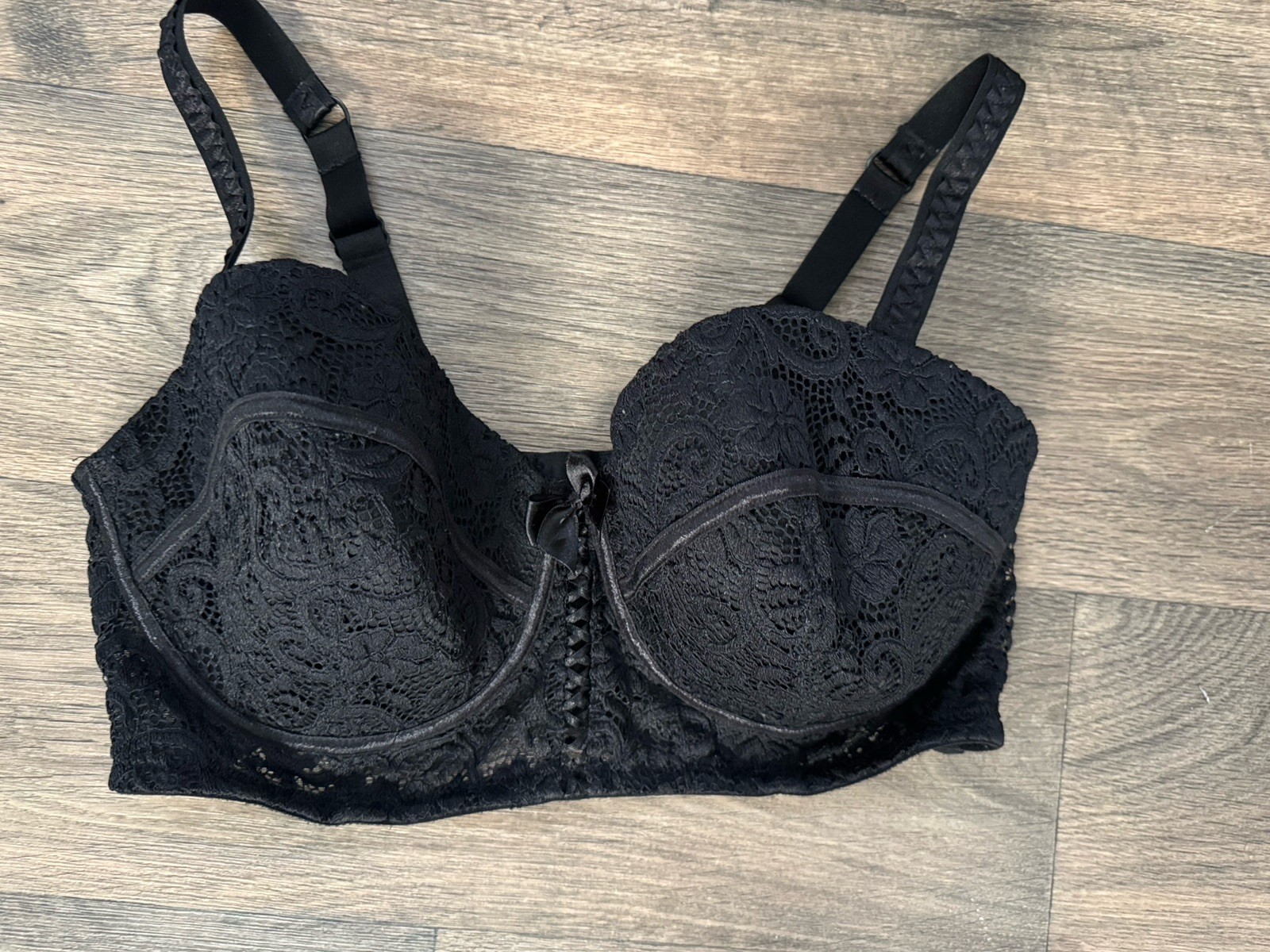 Adore Me Black Lace Bow Bra 40DDD Lightly Lined