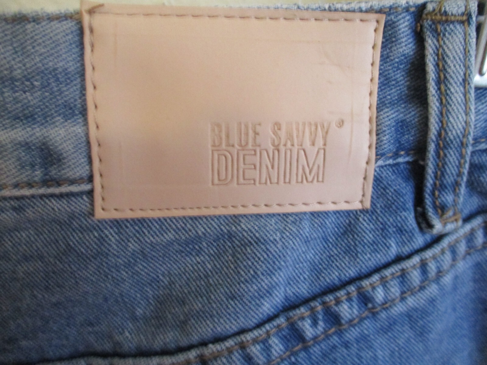Blue Savvy Slouch Mom Jeans Size 9 NWT Recycled Cotton