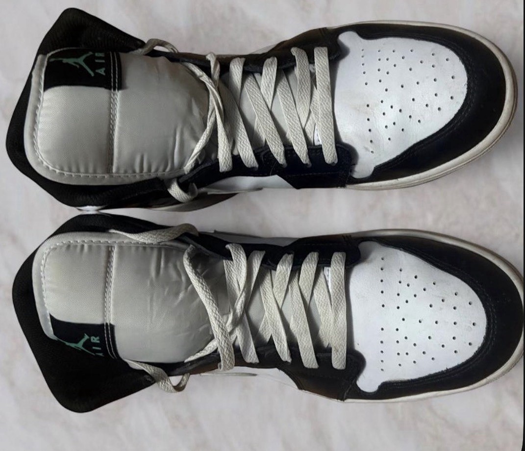 Jordan Air Jordan 1 Mid Green Glow Black/White/Green DQ8426-103