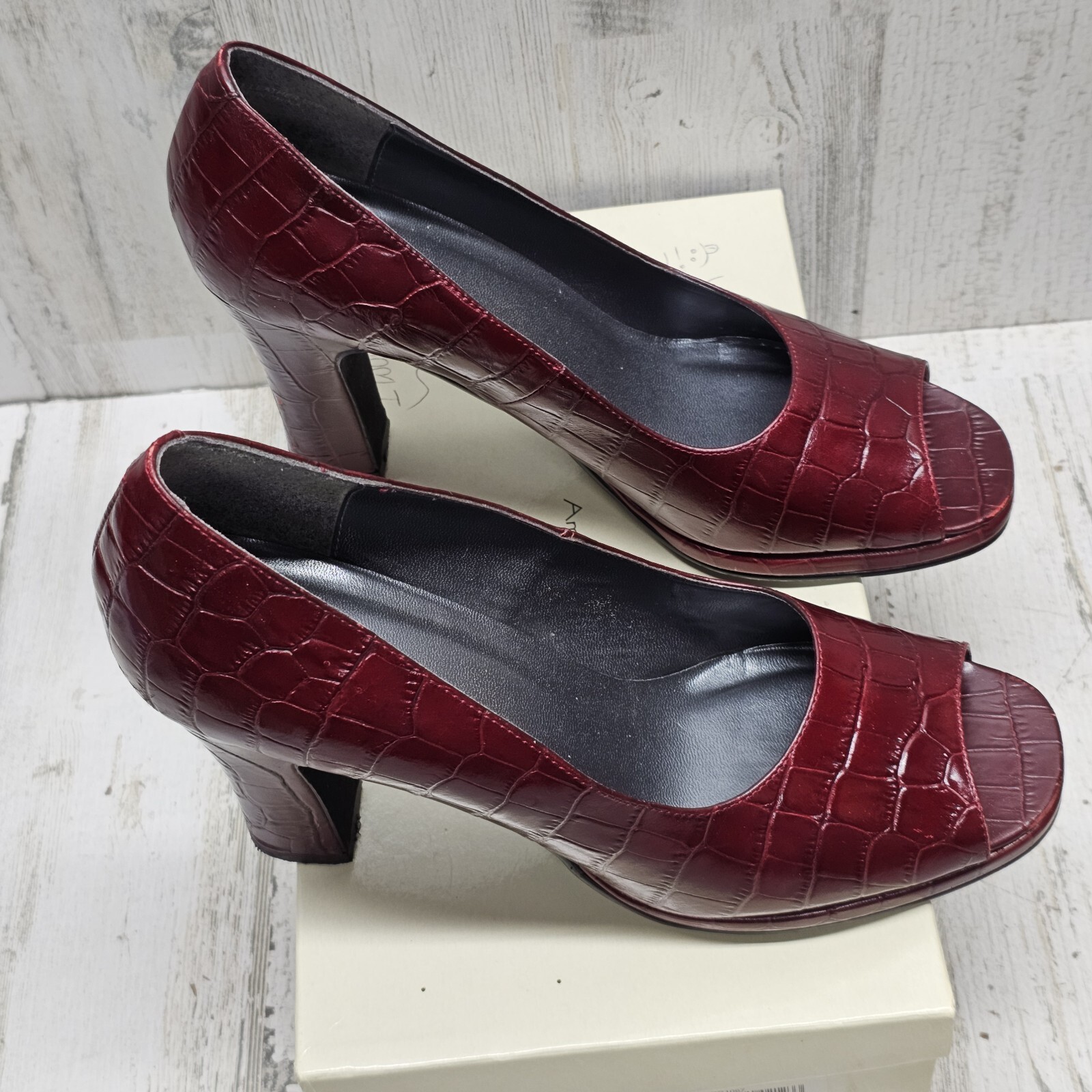 Amanda Smith 9M Leather Open Toe Heels Pump High (3-3.9 in)