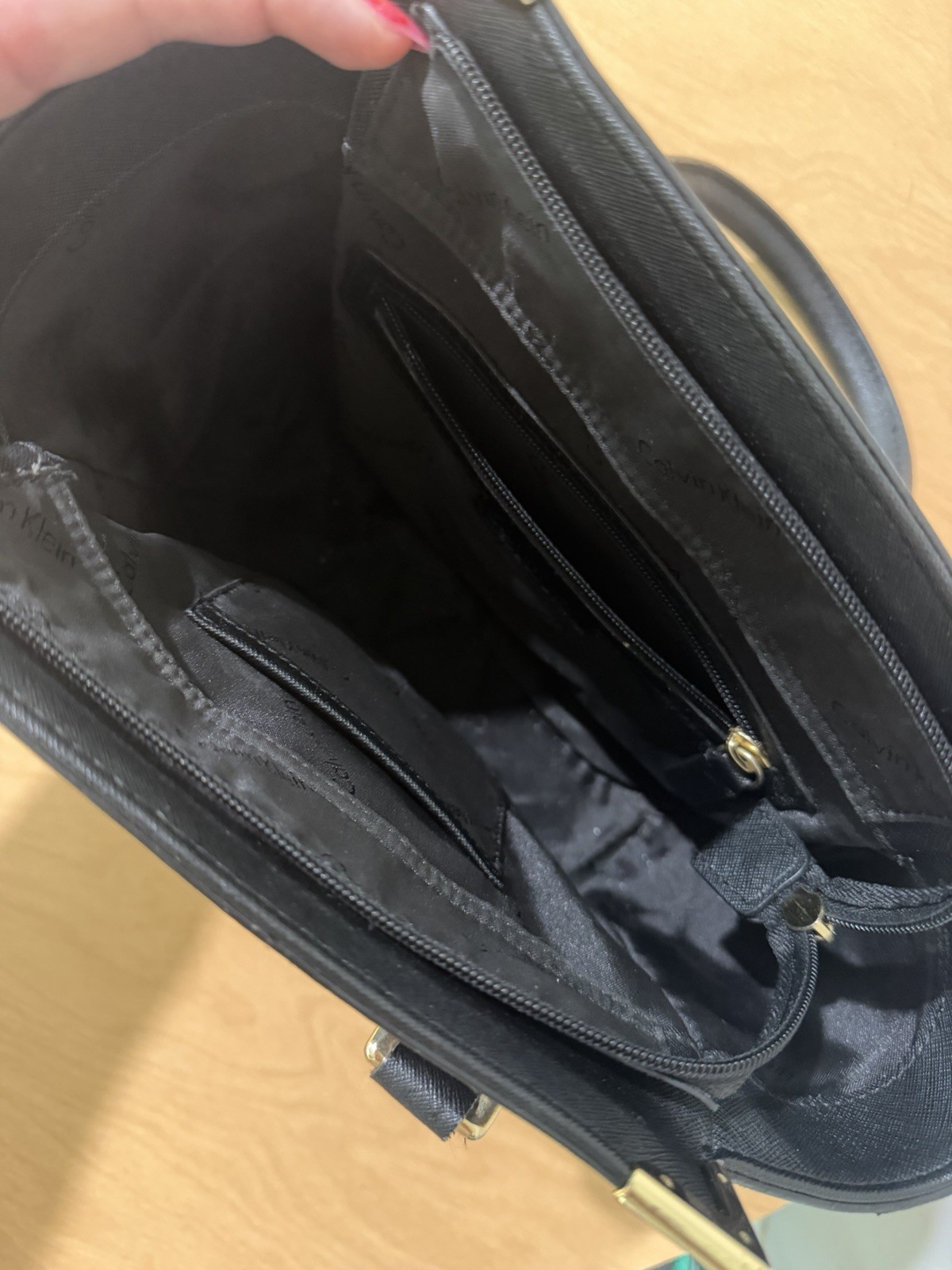 CALVIN KLEIN BLACK SAFFIANO LEATHER SATCHEL HANDBAG