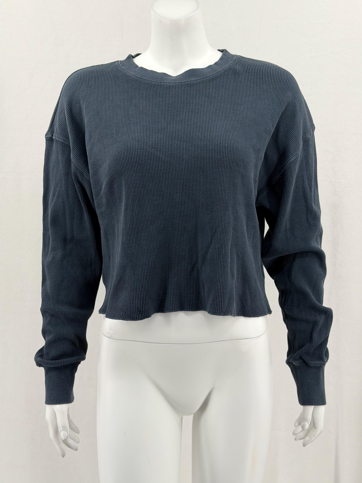 Perfectwhitetee Top Womens Small Blue Gray Waffle Knit Thermal Crop Long Sleeve