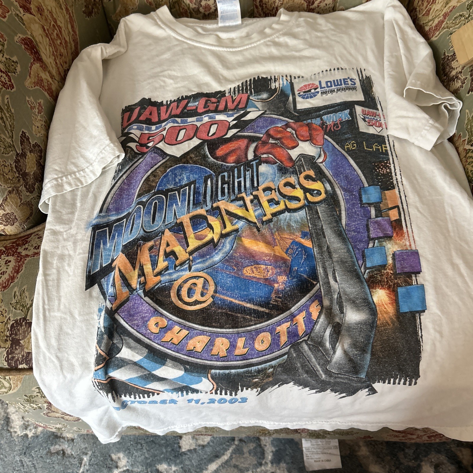 Vintage 2003 “Moonlight Madness” 500 Graphic Tee October 11 2003 large