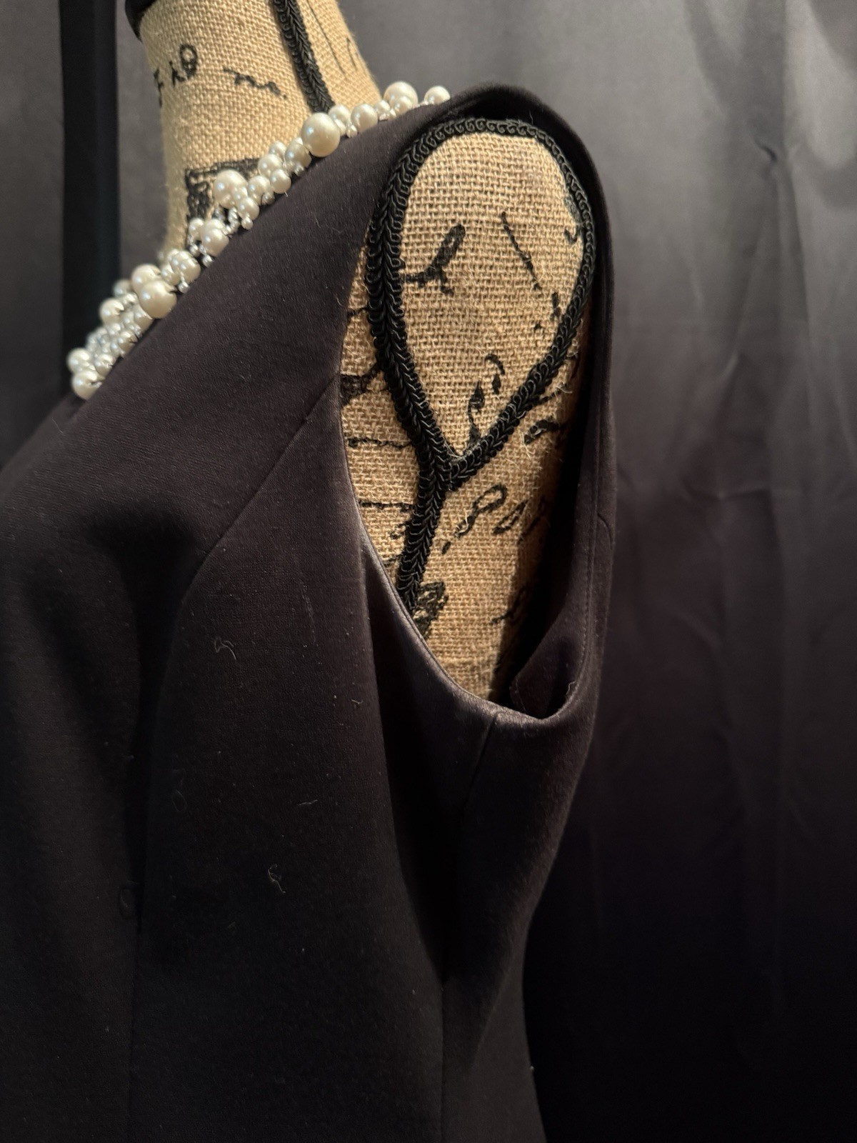 New Directions Black Round Neck Sleeveless Sheath Beaded Knee Dress Size 14