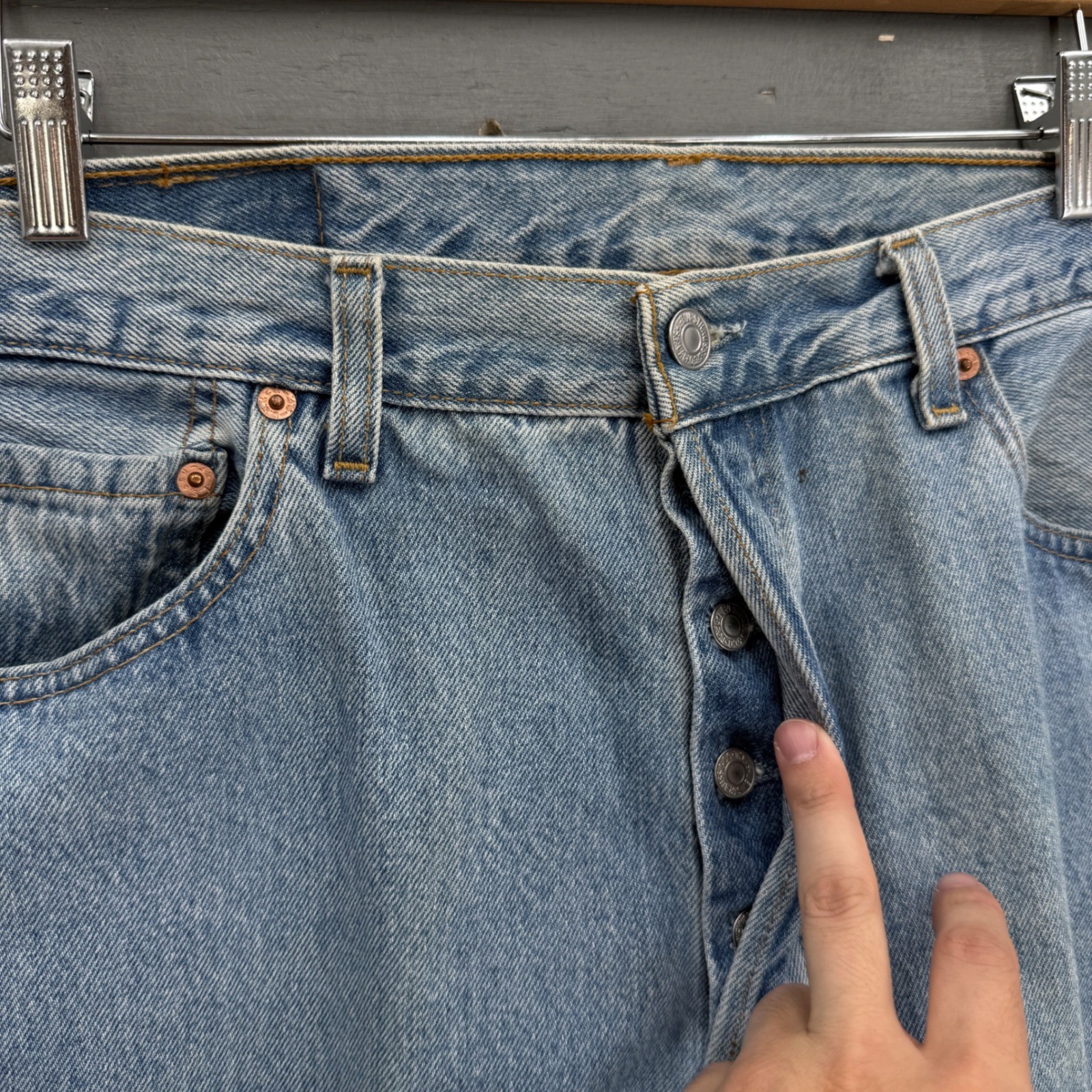 Vintage Levi’s 501 XX Jeans Light Wash Vintage Made in USA Faded 34 x 32