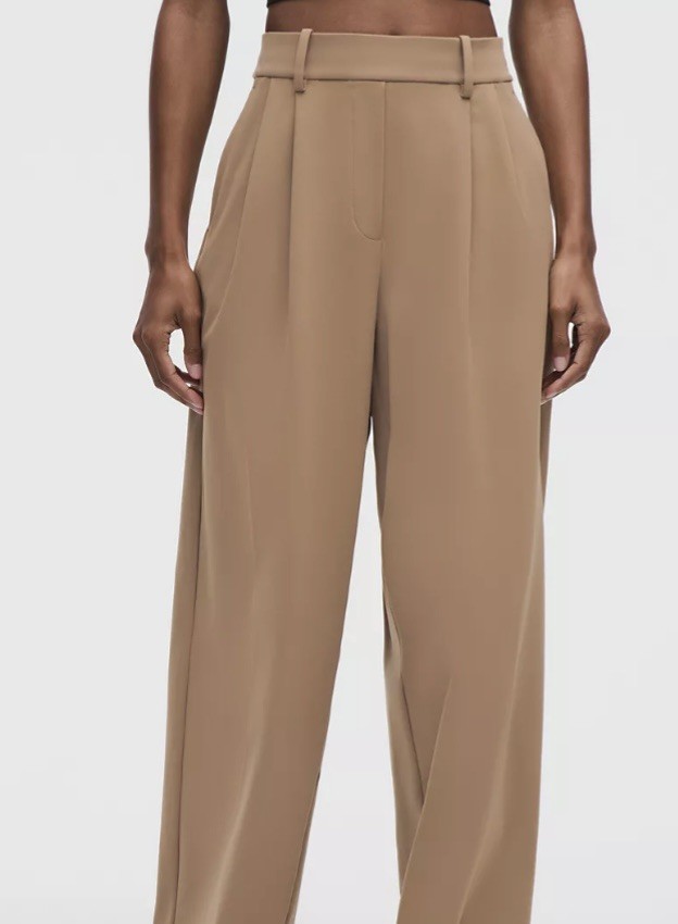 148$ Lululemon Daydrift HR Wide Leg Trouser Size S Sand Color BNWT.