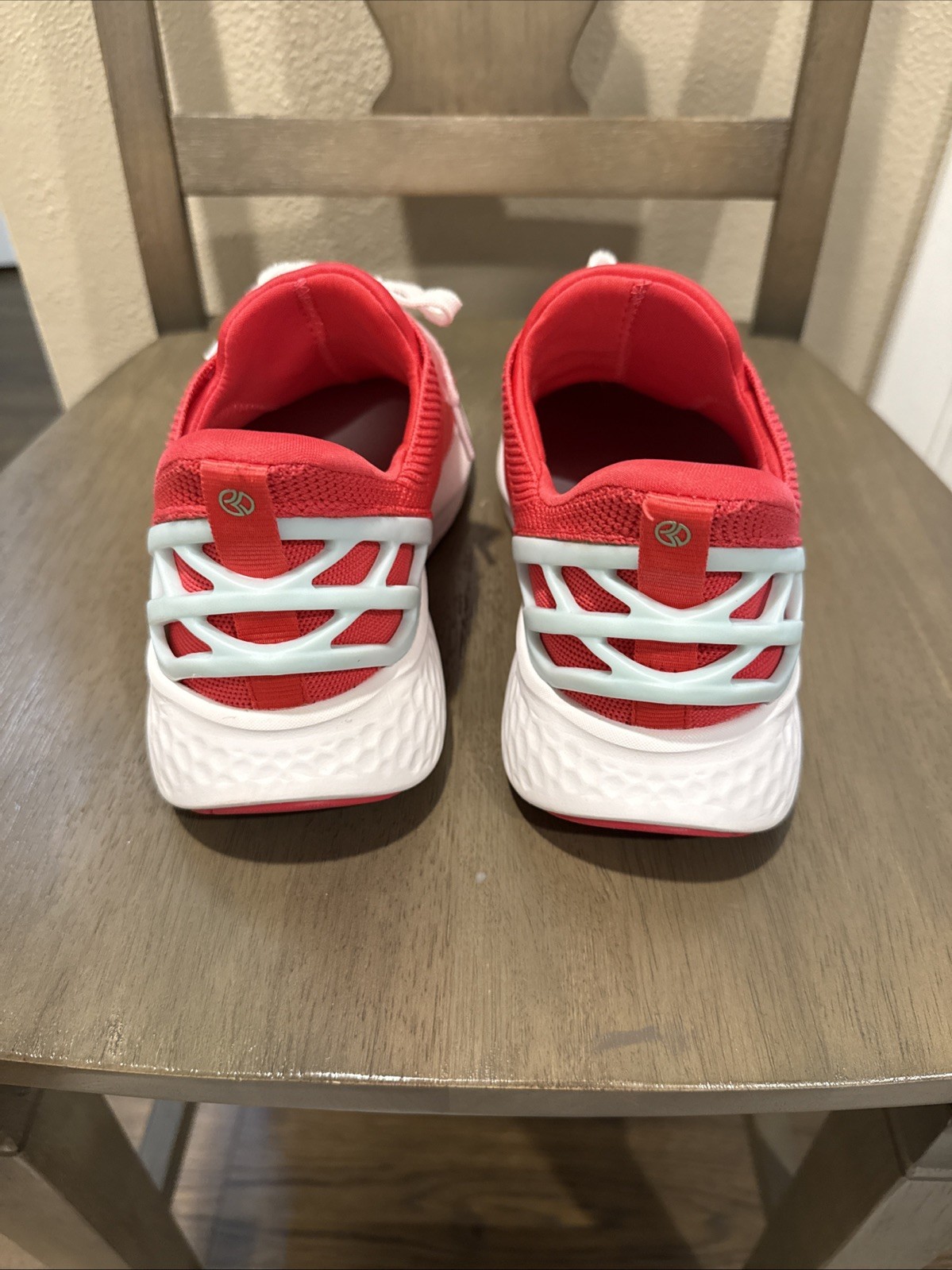 Kizik Athens Pink Mesh Comfortable Running Shoes Men’s Size 7.5W Women’s Size 9W
