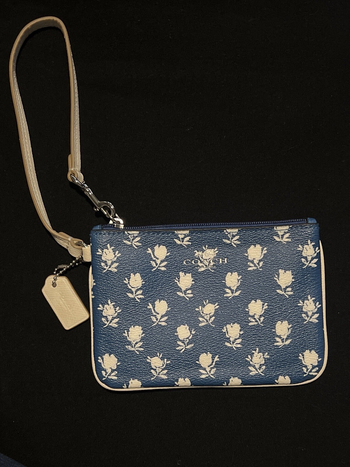 COACH Badlands Small Wristlet F53152 Blue and White Flower Floral NWT