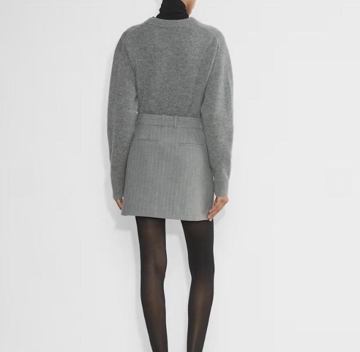 NWT Aritzia Babaton Grey Striped Chisel Mini Skirt – (Re)essential Size 10