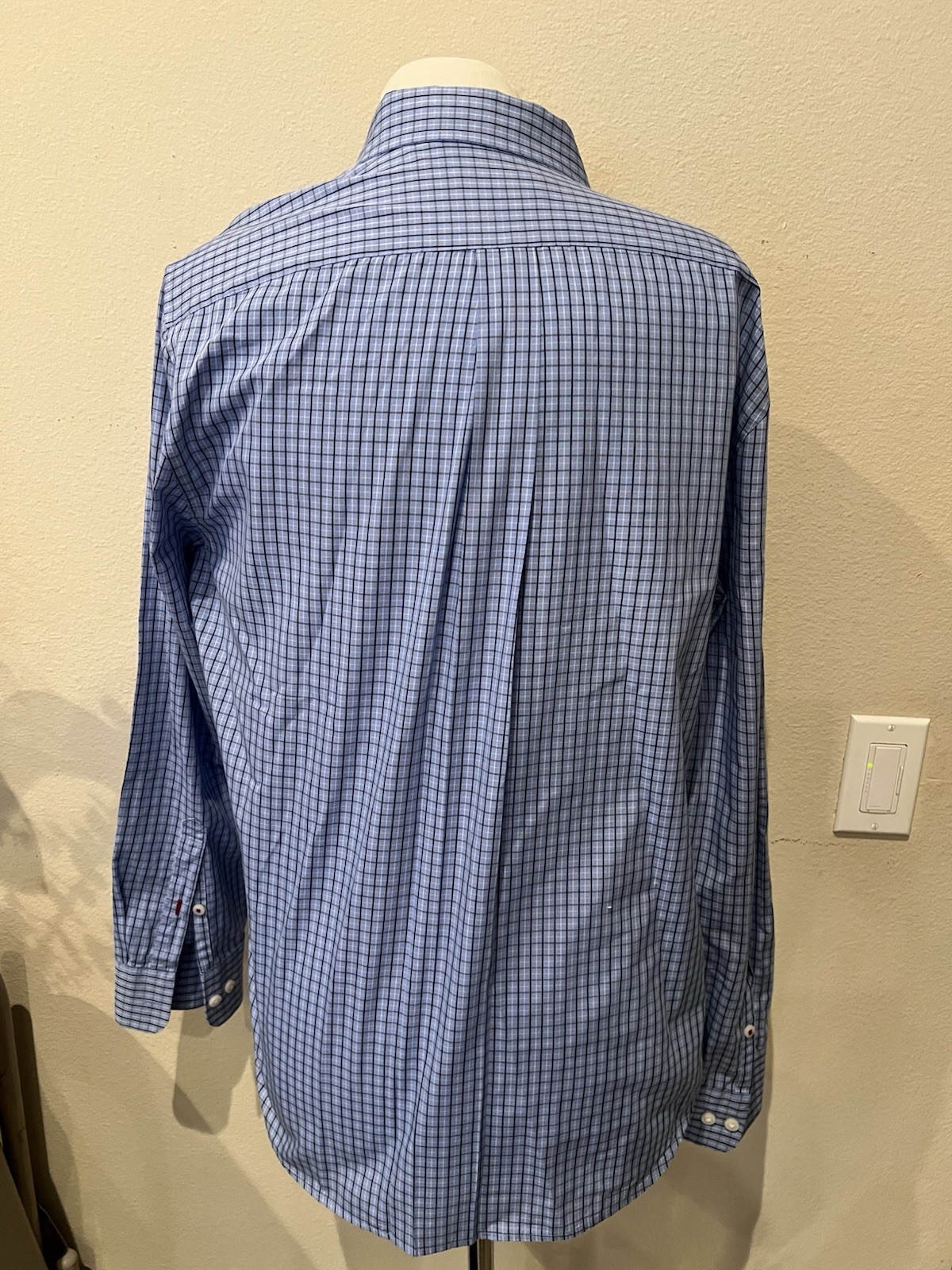 Giordano Men’s Blue Checkered Slim Fit Button Down Shirt Size Medium