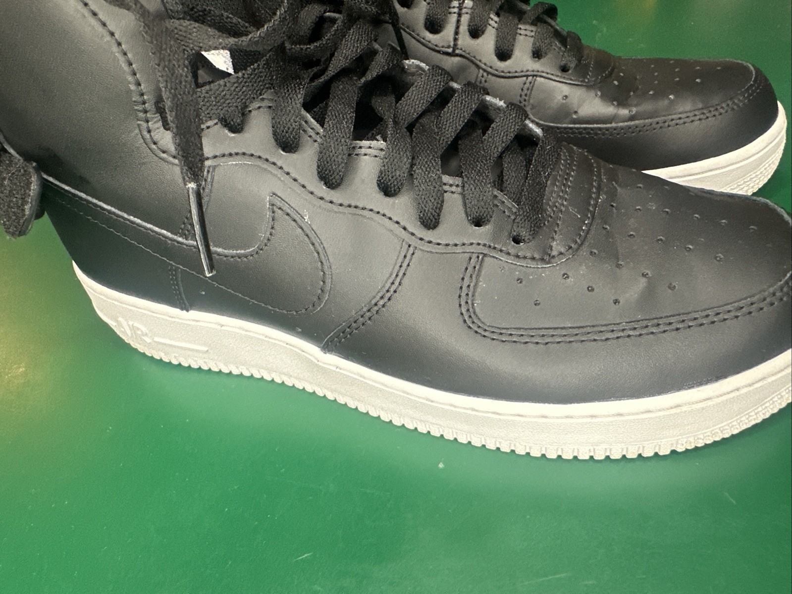 M Size 11 – Nike Air Force 1 High ‘07 Black/Black-White 315121 050 *Used* W/ BOX