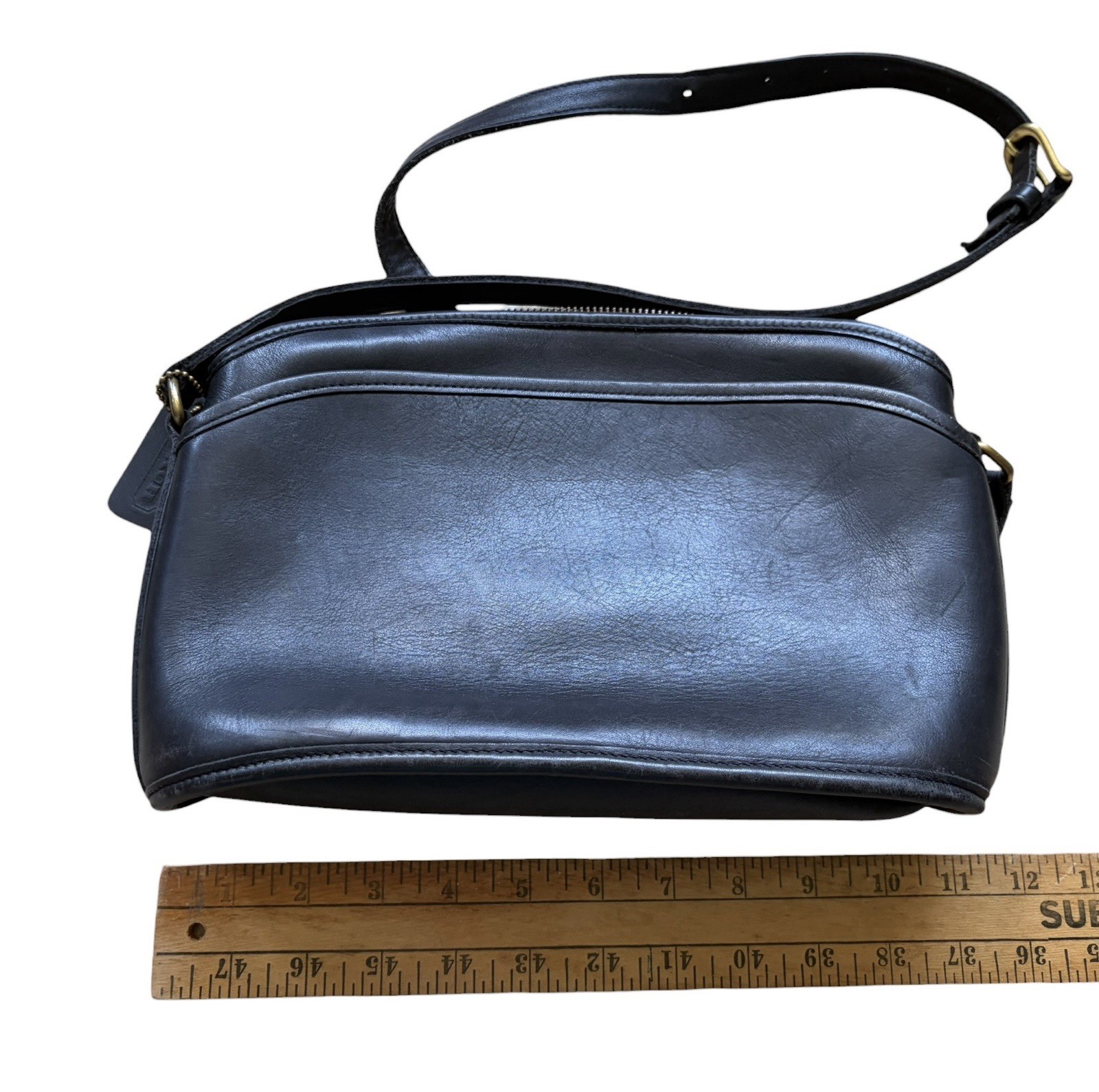 Vintage Coach Court Bag 9976 Black Leather Crossbody Purse USA Legacy Style