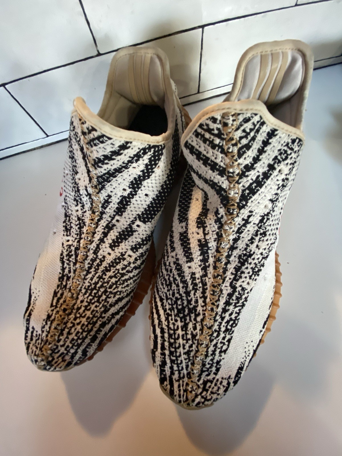 🥰Size 11 adidas Yeezy Boost 350 V2 Zebra Running Shoes🥰
