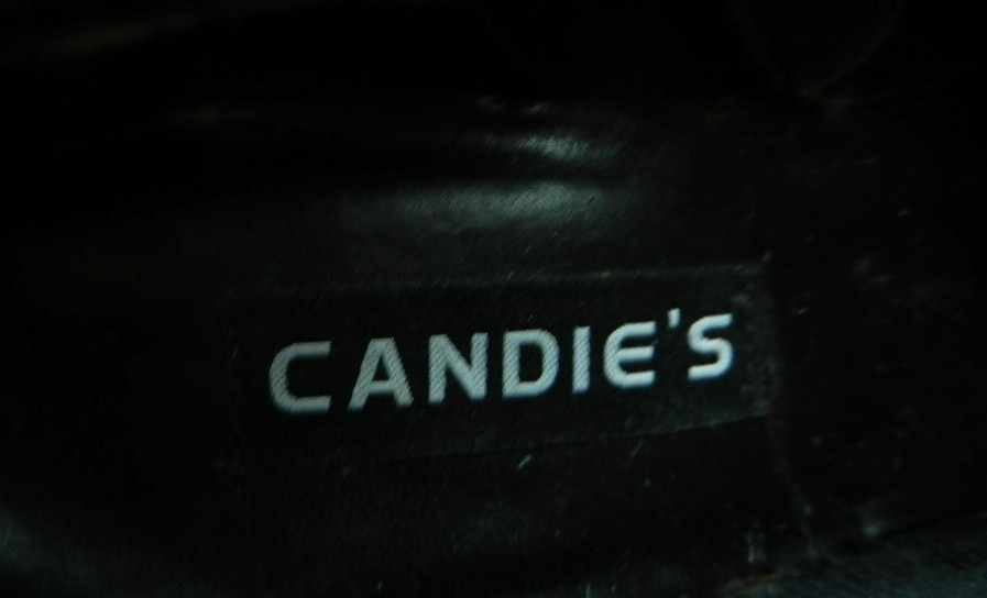 CANDIE’S Y2K Black Leather 3.5″ High Chunky Heels Square Toes Ankle Booties, 8M