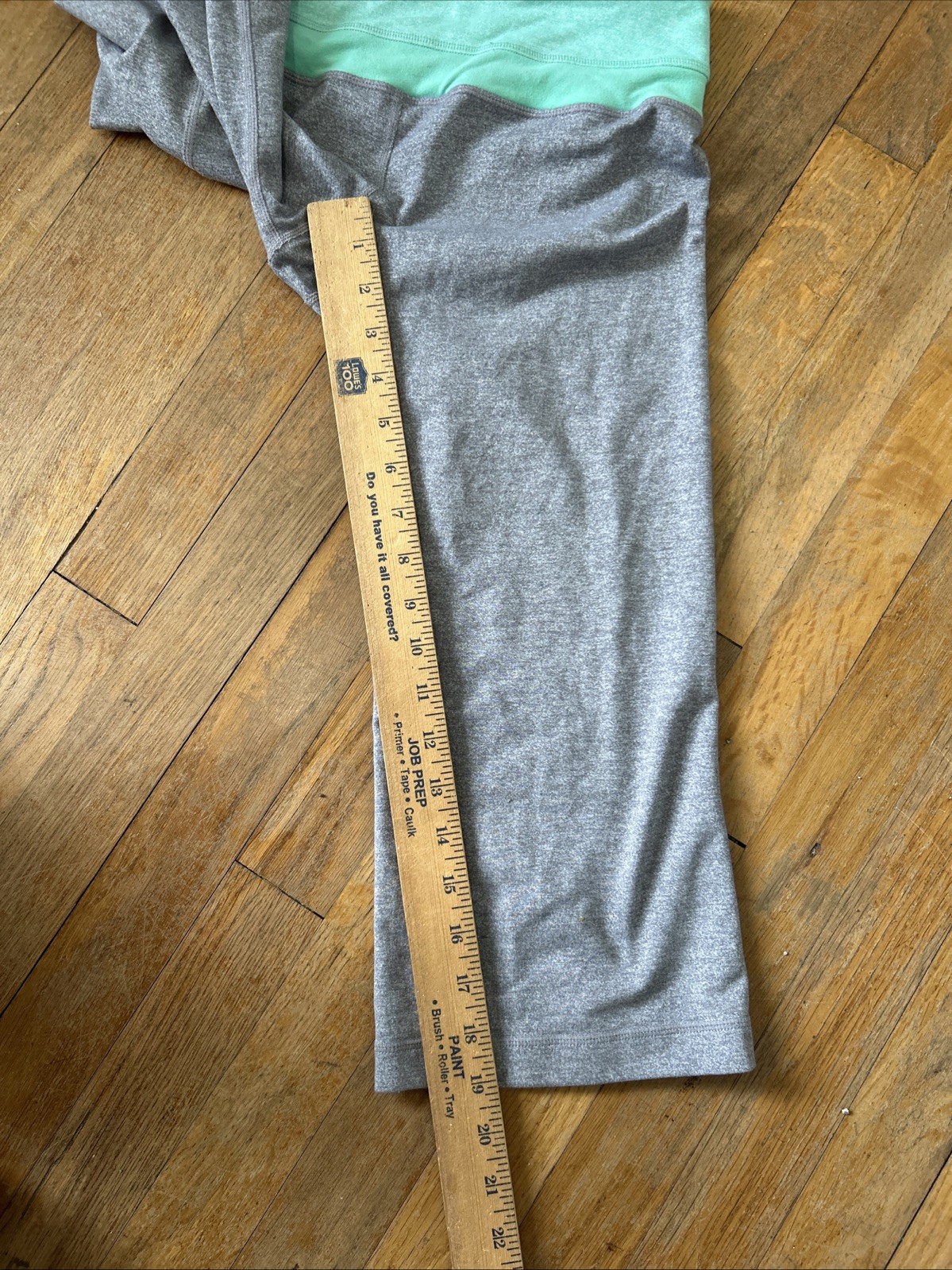 Lululemon Gray Mint Green Wide Leg Crop Yoga Pants Mid Rise Size 4-6 Approx