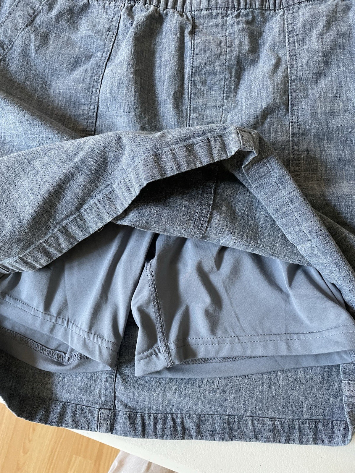 Lands End Womens Blue Chambray Elastic Waist Skort Sz 12 Pockets Mini