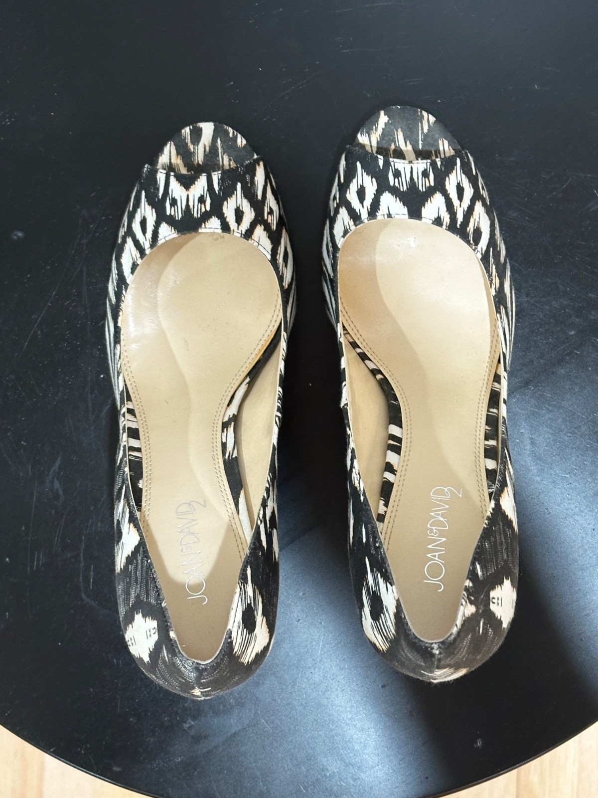Joan & David Shoes – Fun and fashionable design. Open toe pump.