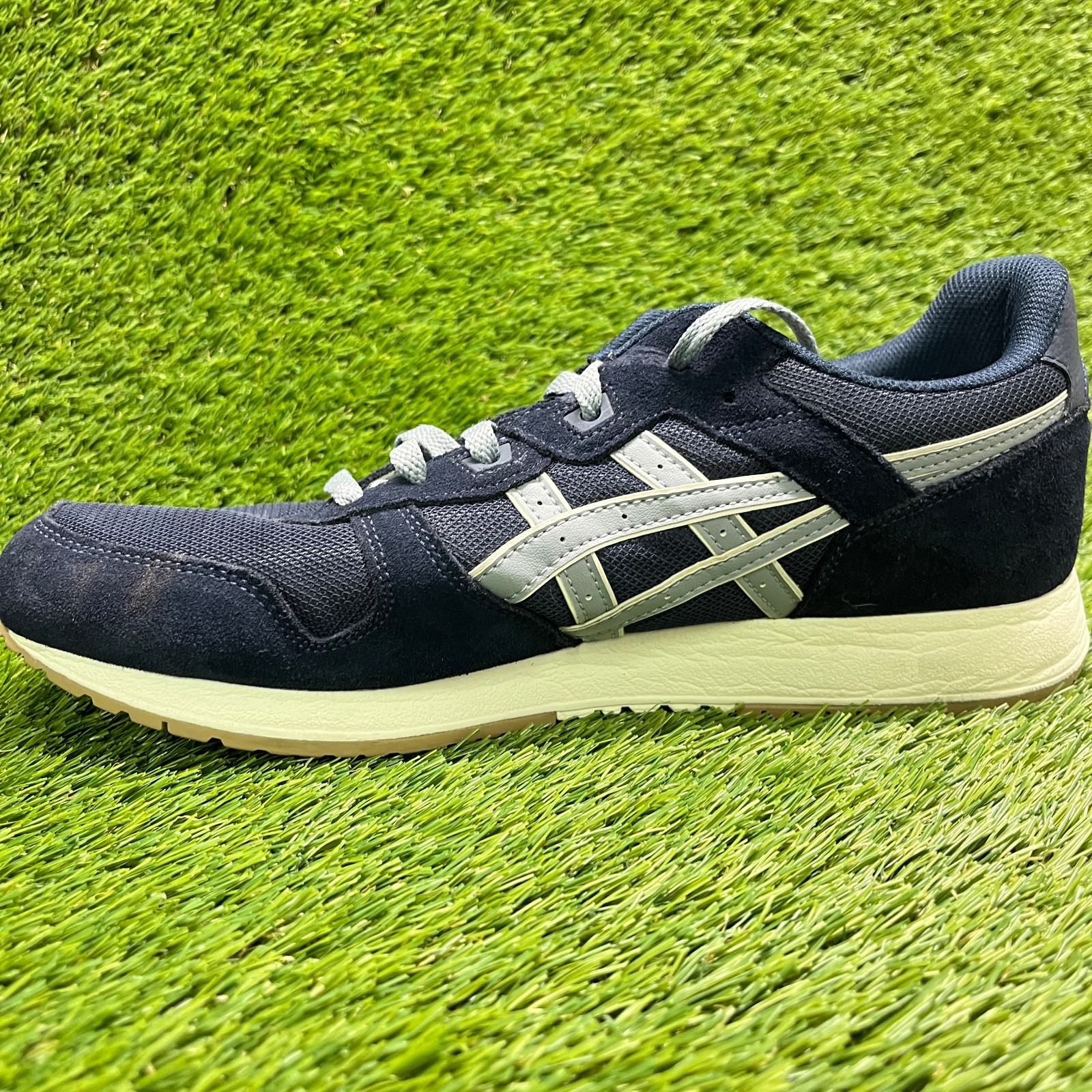 Asics Lyte Classic Mens Size 12 Navy Gray White Athletic Running Shoes Sneakers