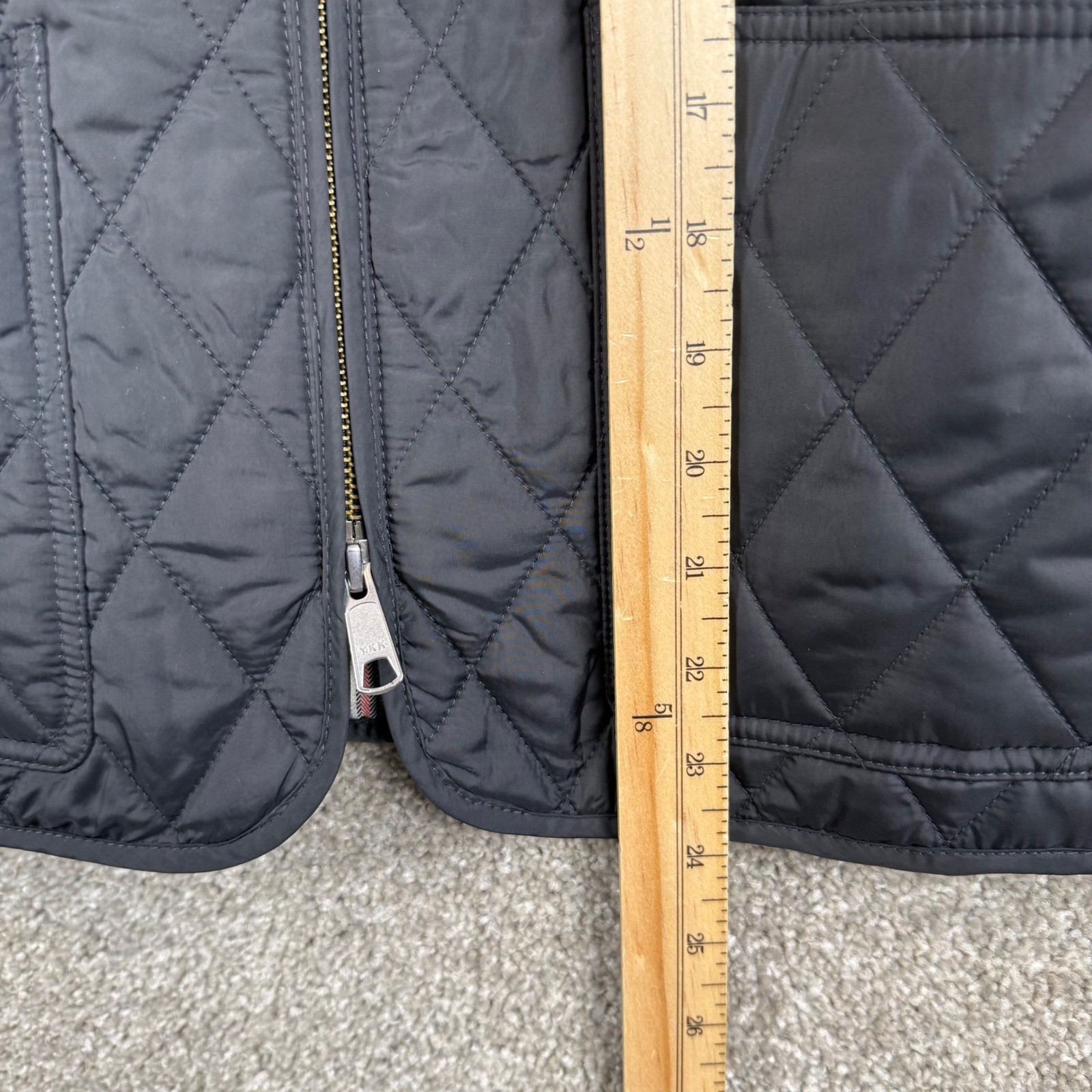 LL Bean Signature Womens Size 0 Quilted Jacket Black Plaid Lining Primaloft