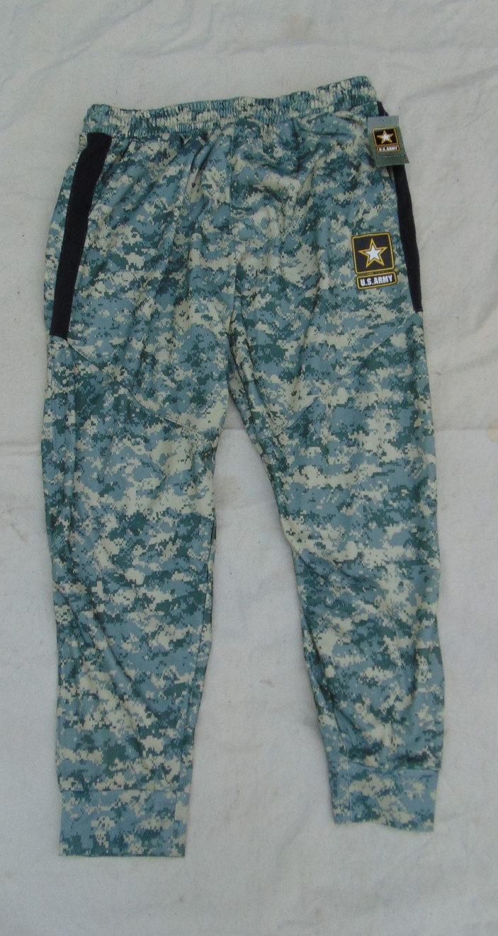 U.S. Army Digital Camo Lounge/Sweat pants, Size 38-45 x 32, NOS, free U.S. ship