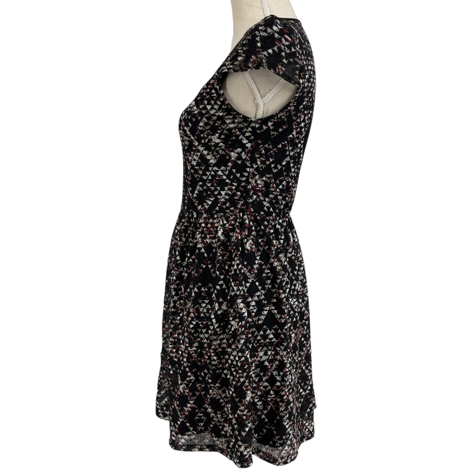 City Triangles Fit Flare Cap Sleeve Knit Overlay Geometric Print Dress Juniors M