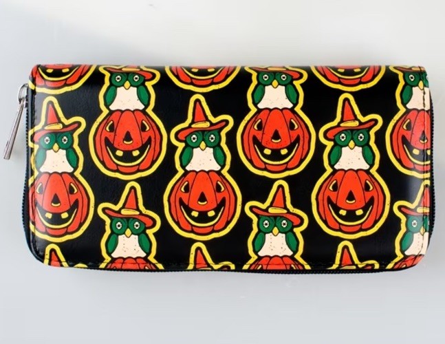 Vintage Looking Halloween Wallet. Cute. Festive.🦉Pumpkins🎃. Casual. Daily