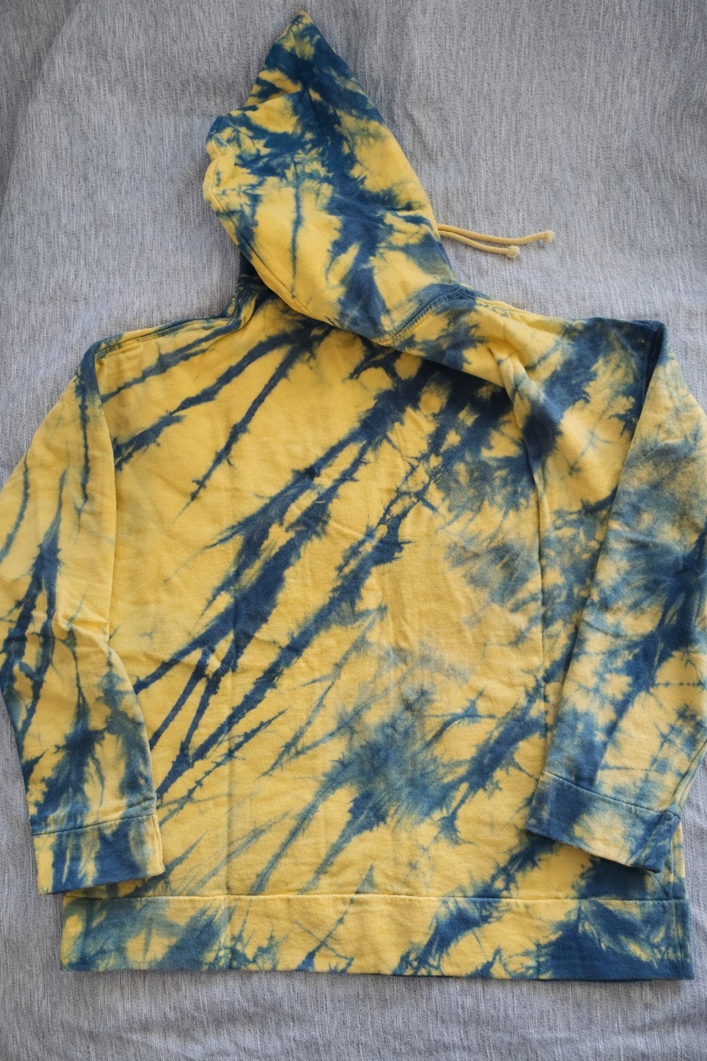 Sandro Paris Tie Dye Hoodie Yellow Blue Designer Pullover Sweatshirt L NWT