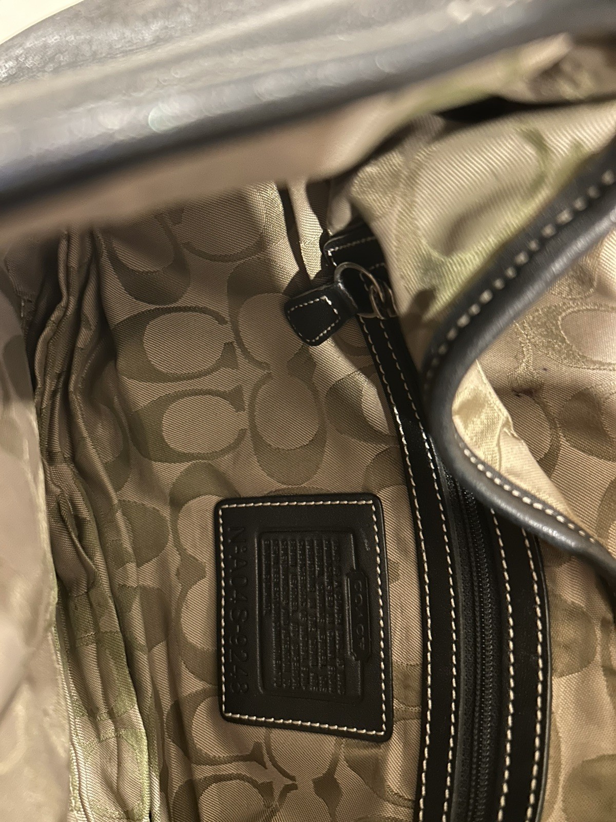 Vintage Coach Soho 9248 Black Leather Flap Shoulder Bag Buckle Y2K 2004