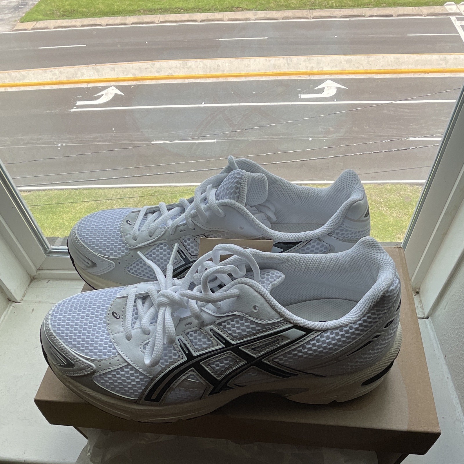 ASICS GEL-1130 White/Cloud Grey Men’s 7.5 Women’s 9 Running Shoes