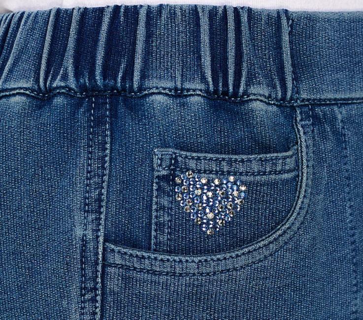 Quacker Factory DreamJeannes Knit Capri Pants W/ Zipper & Rhinestones- Denim XXS