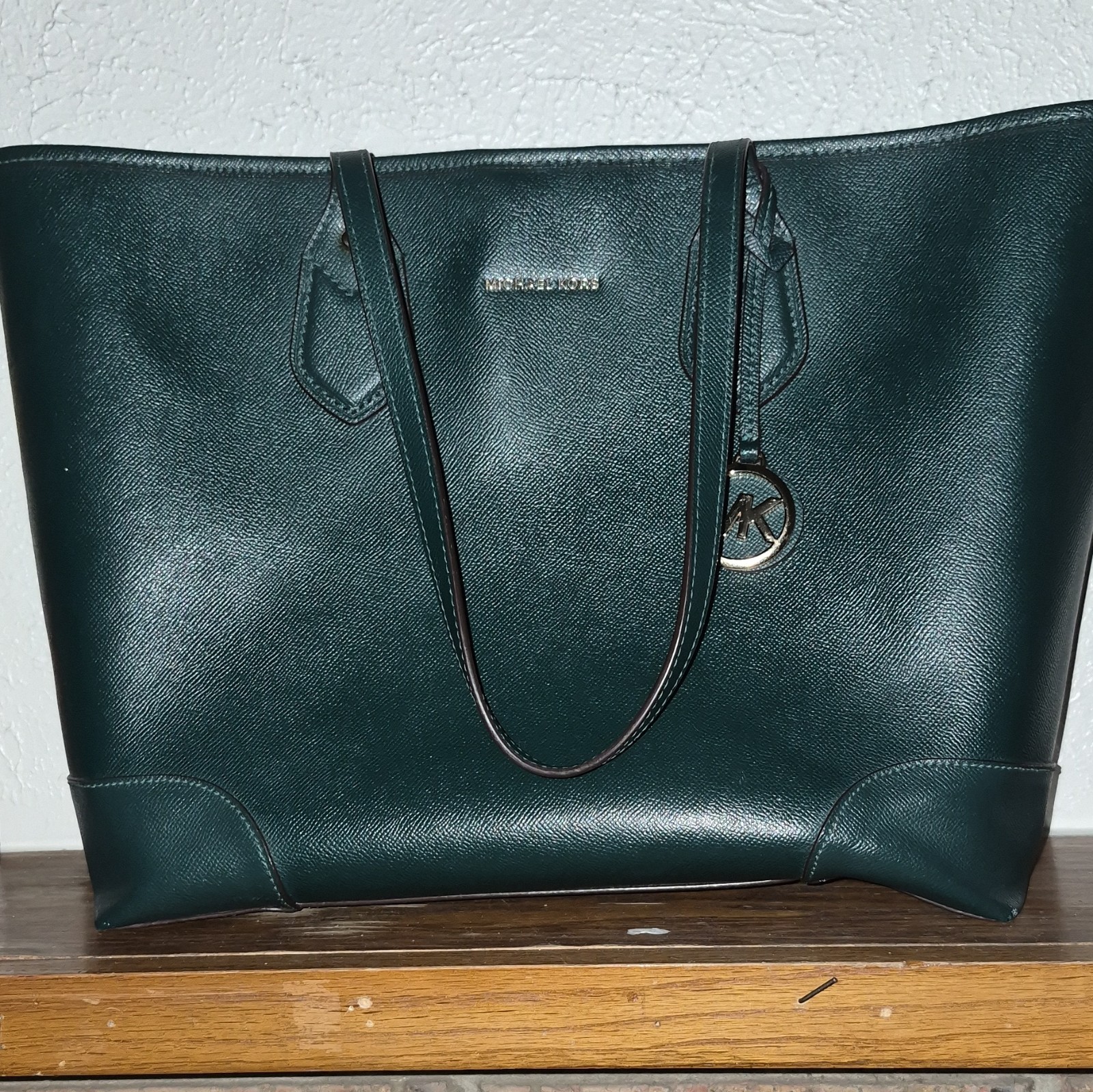 Michael Kors Green Zip Top Tote Bag MK Charm Gold Hardware Inner Pockets