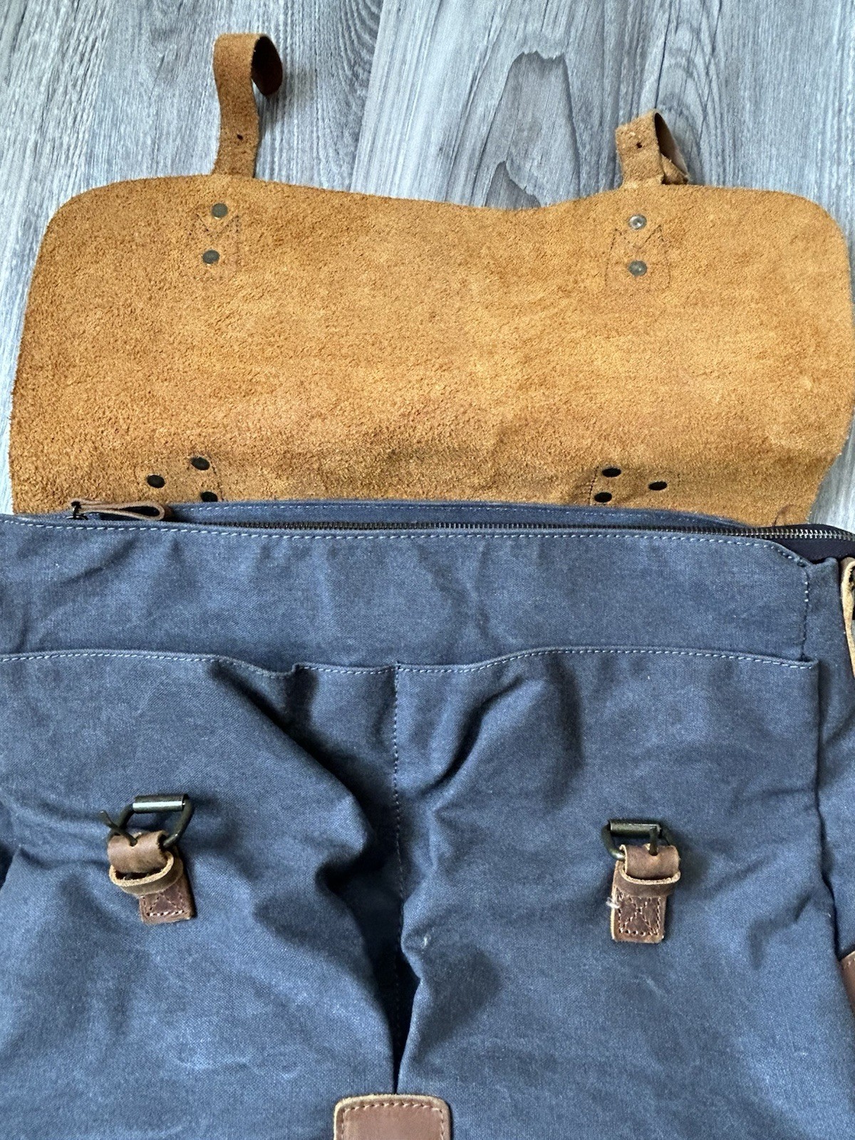 Unisex Laptop Briefcase 15.6″ Messenger Bag Dark Academia Old Money Satchel