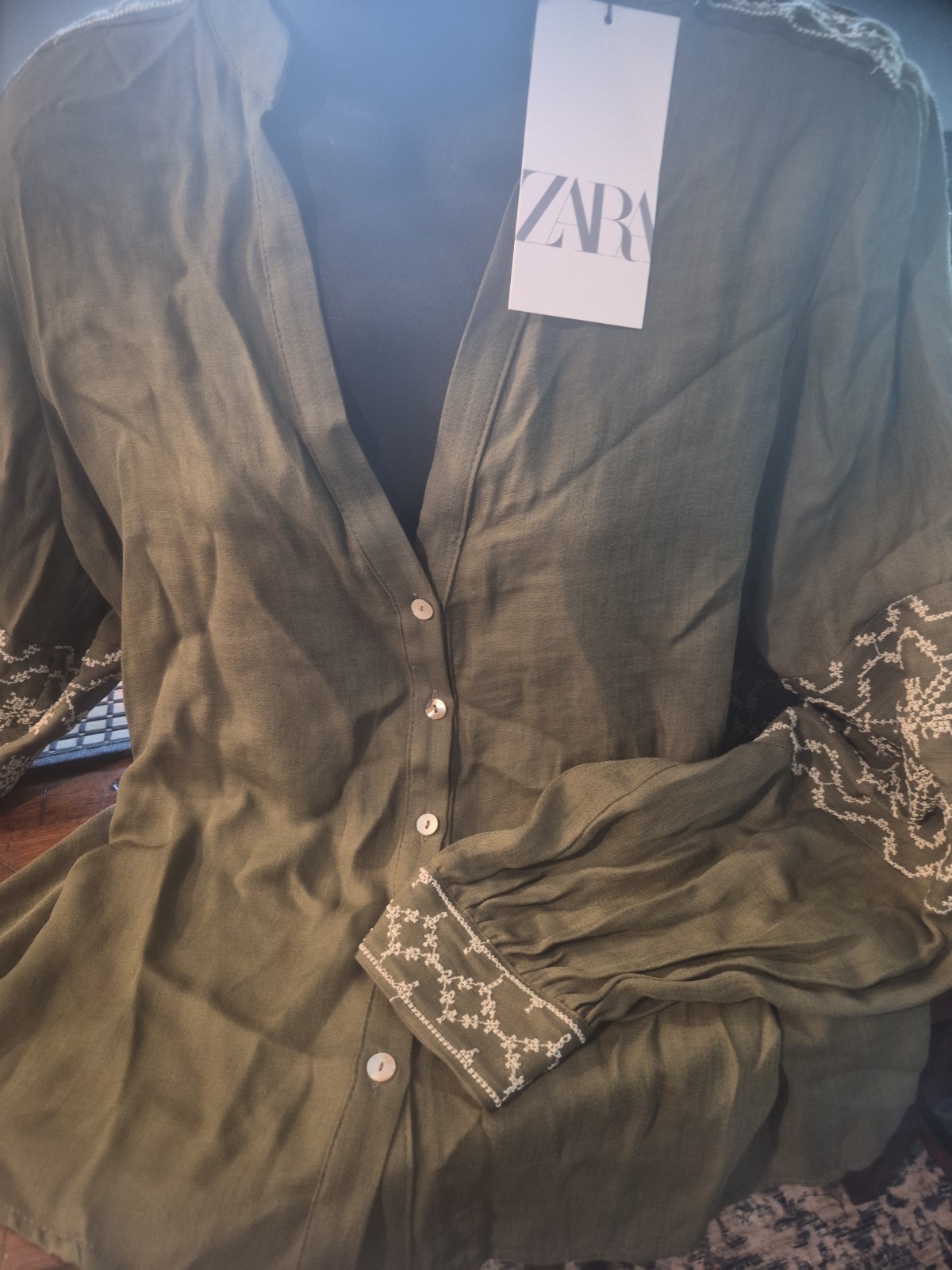 women long sleeve olive green shirt Zara size S