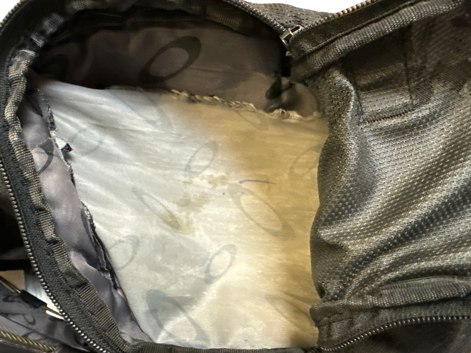 Oakley Tactical Field Gear Kitchen Sink Backpack Stealth Black DAMAGED