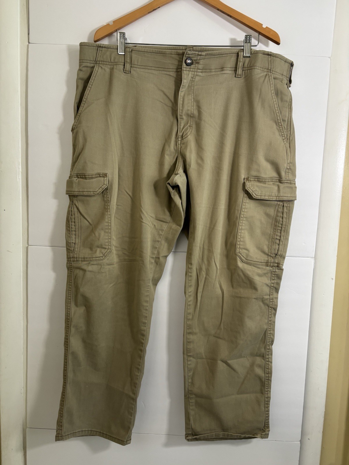 Lee Extreme Comfort MVP Men’s Beige Cargo Pants 40W Straight Stretch Pockets