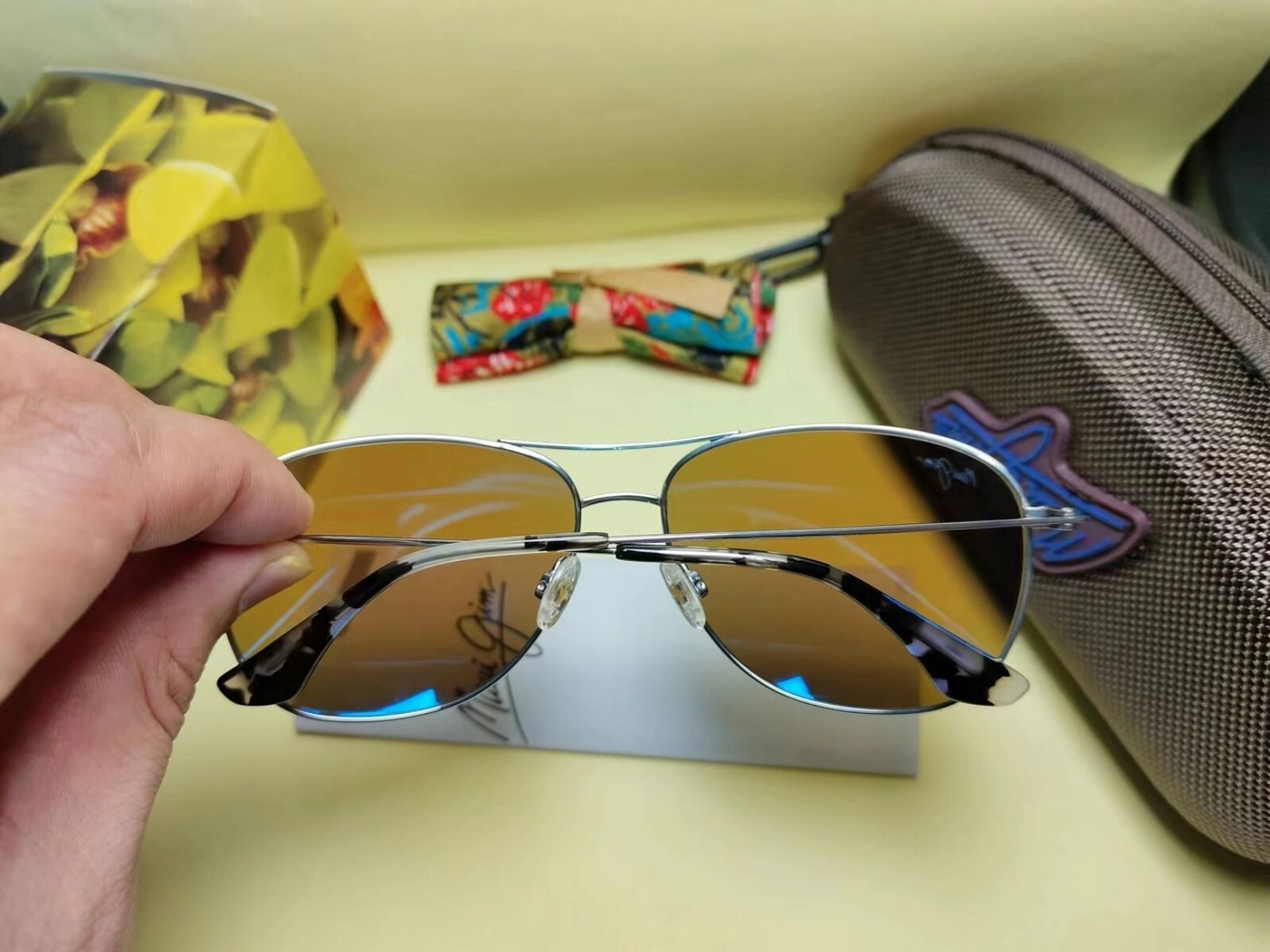 Maui Jim B247-17 CLIFF HOUSE Silver POLARIZED Hawaii Blue Lens Aviator Sunglass