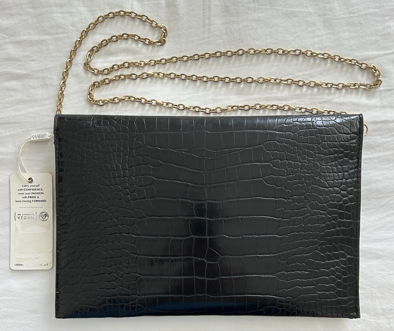 NWT Urban Expressions Black Croc Embossed Clutch Crossbody Bag Chain Strap Flaw