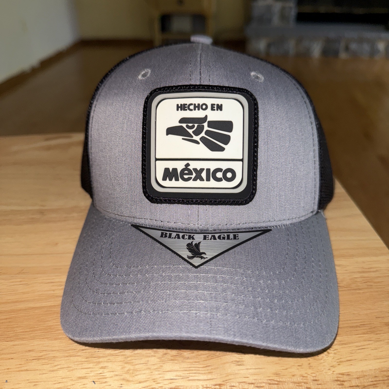 Hecho en Mexico 3D PVC Rubber Patch Snapback Cap, Brown, Curved brim, Mesh NWT