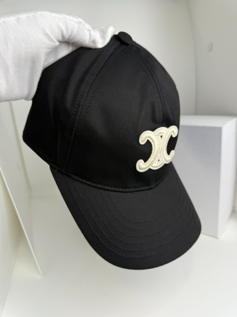 Celine Triomphe Black/Cream Adjustable Baseball Cap Women’s Medium