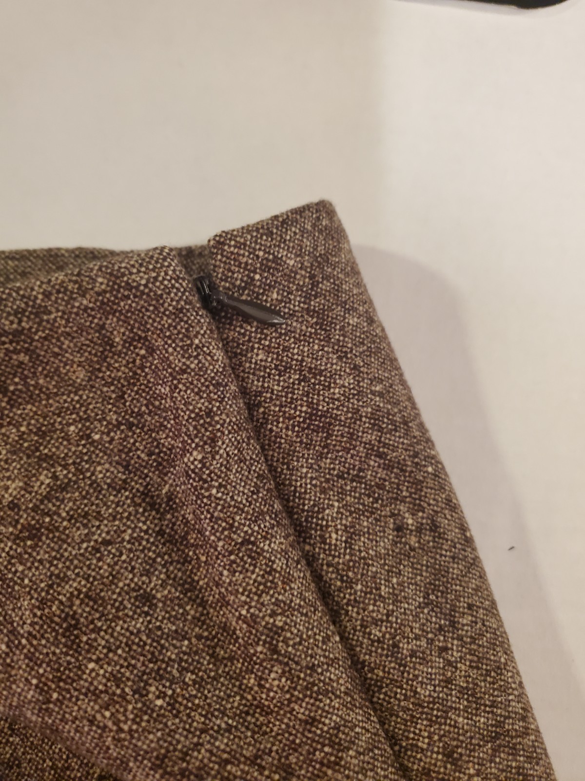 Ann Taylor Vintage Brown 100% Wool A Line Skirt Mini Petites 8P (29 Inch Waist)