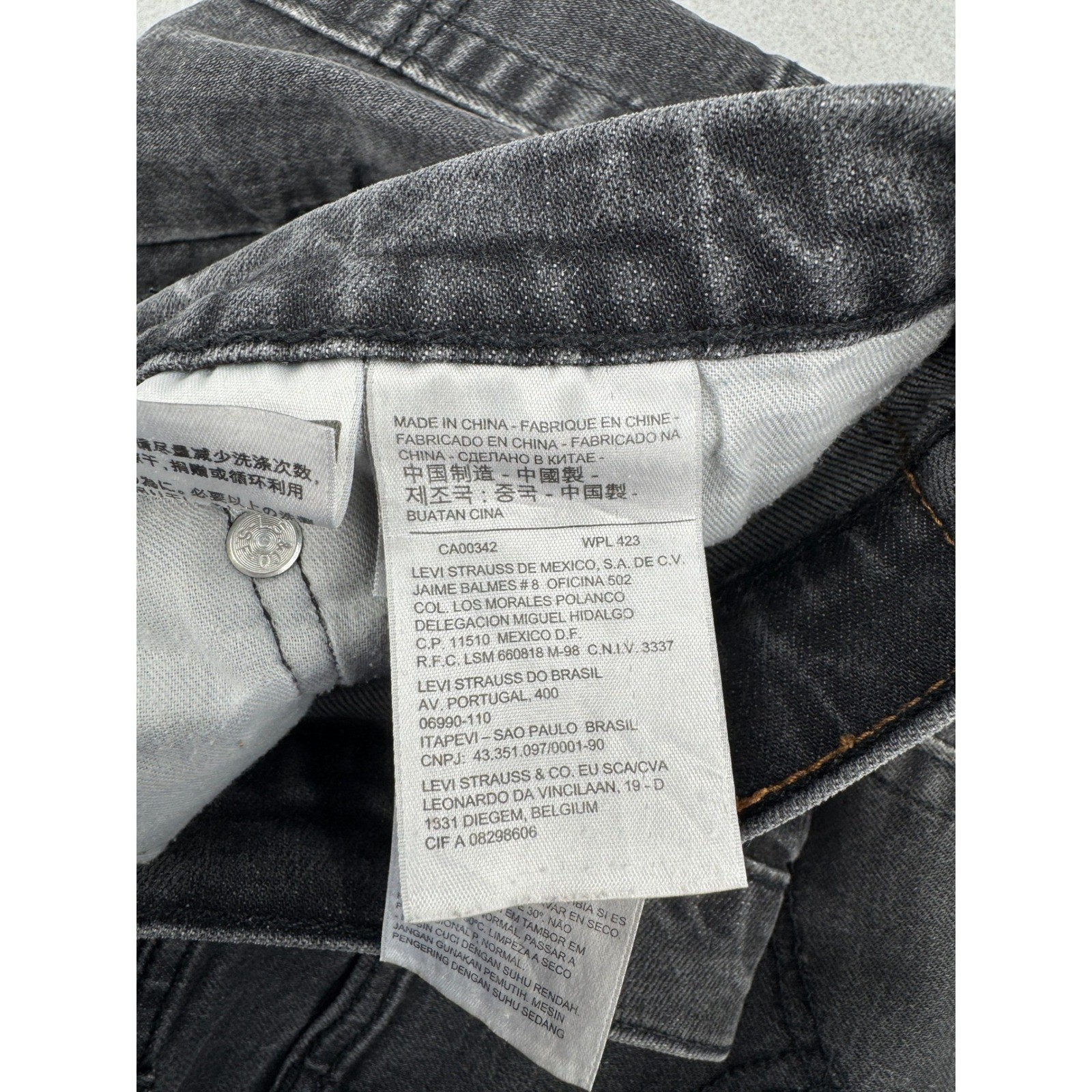 Levis 505 Regular Fit Jeans Mens 36×34 (36×32) Faded Black Straight Leg Denim